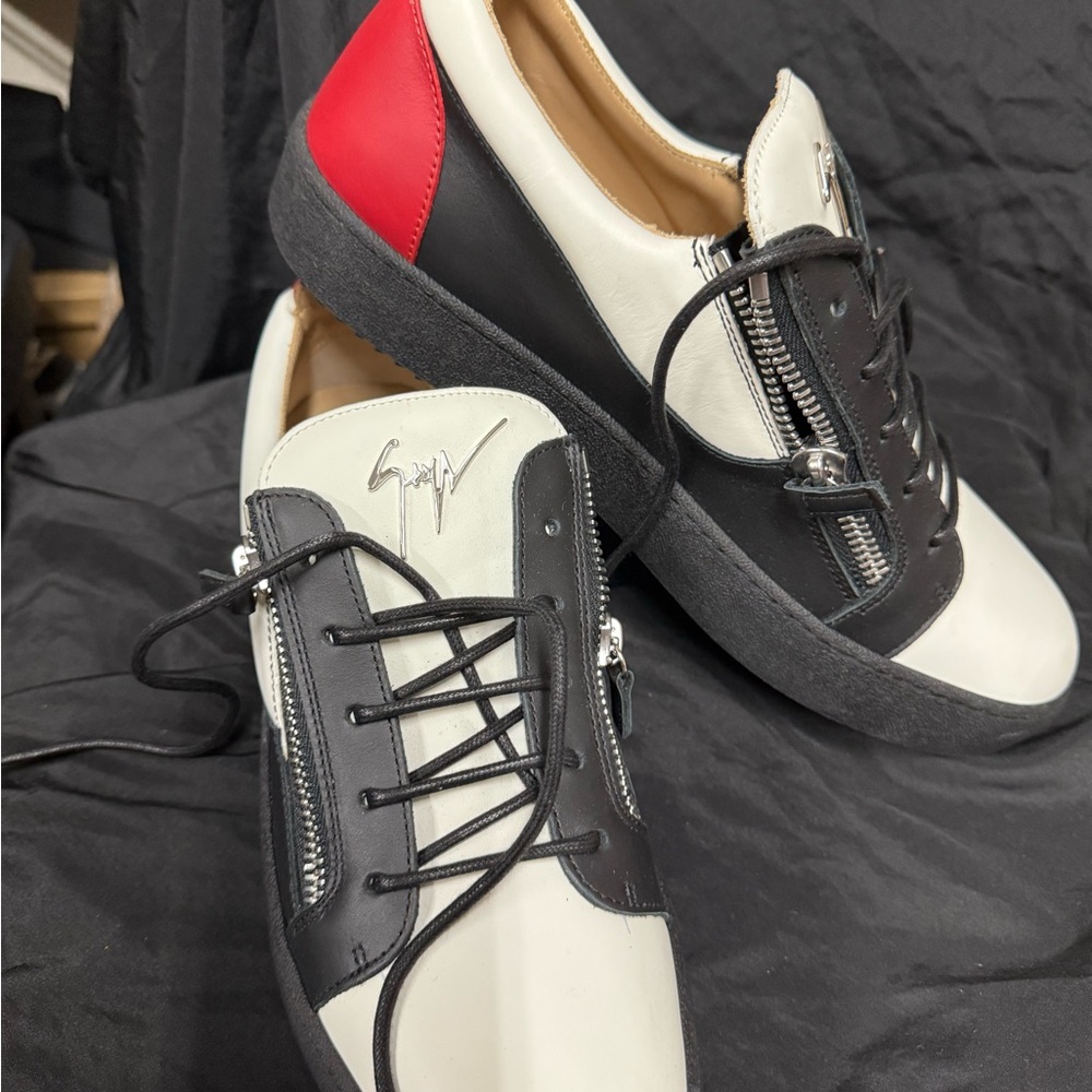 Giuseppe Zanotti Black and White Athletic Shoes with Color-Block Design
